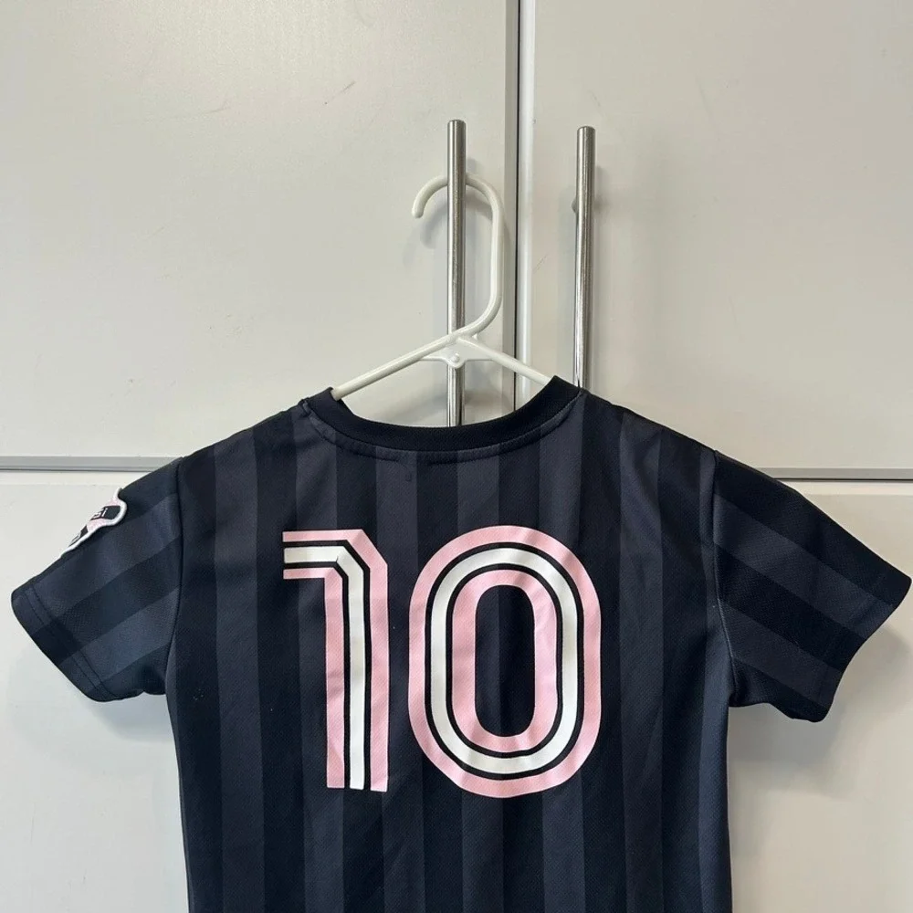 Messi Collection Boys Soccer Jersey Black Pink Stripe Number 10 Size 6